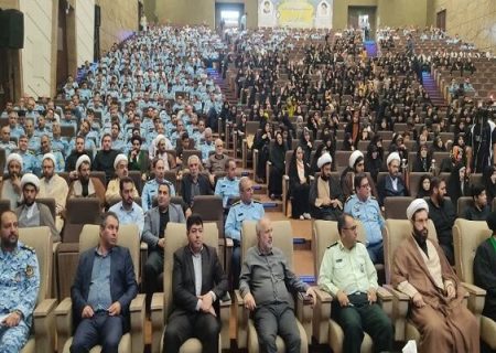 آیین اختتامیه مسابقات سراسری قرآن کریم «ترنم مهر» در تبریز برگزار شد