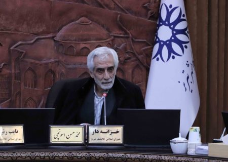 بانک شهر به طور شفاف در شورای شهر تبریز پاسخگو باشد