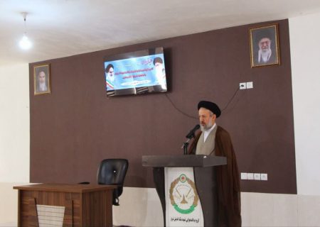 تقویت روحیه معنوی رکن وجودی عقیدتی سیاسی در ارتش است