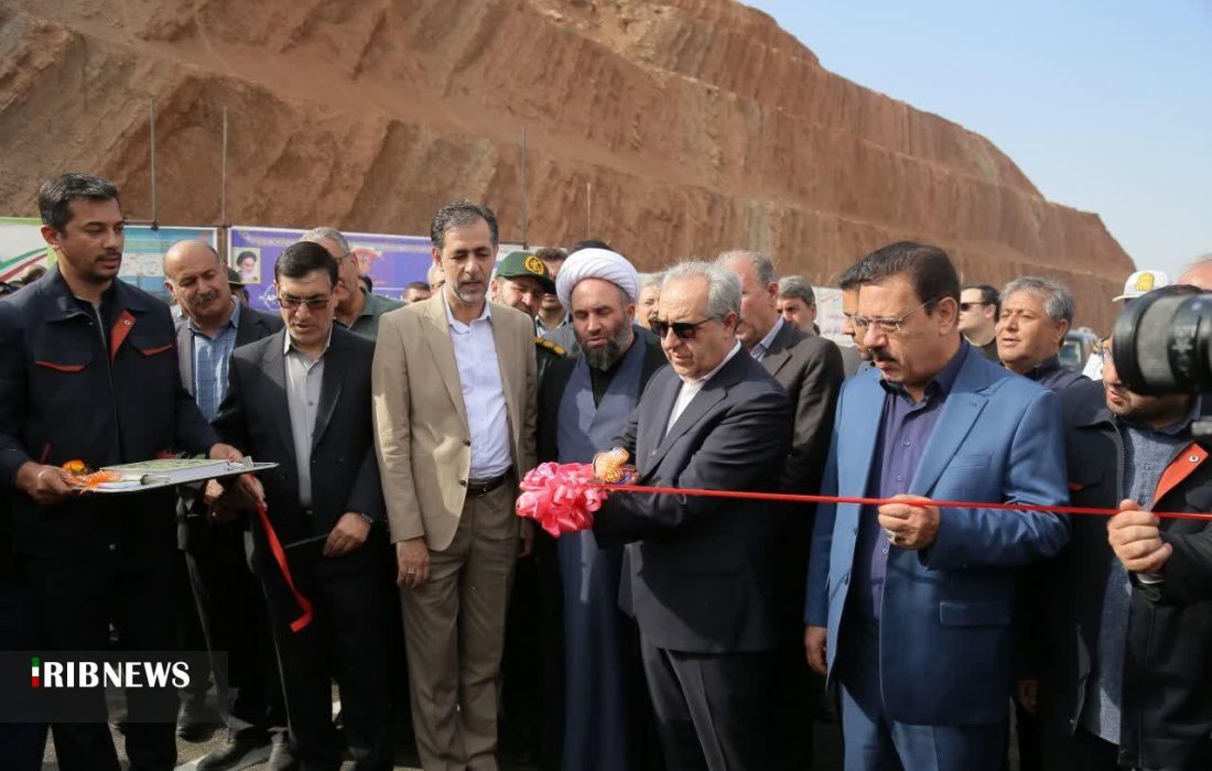 افتتاح تقاطع غیرهمسطح خواجه–ورزقان