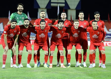فرار پرسپولیس از شکست با گل ثانیه‌های پایانی