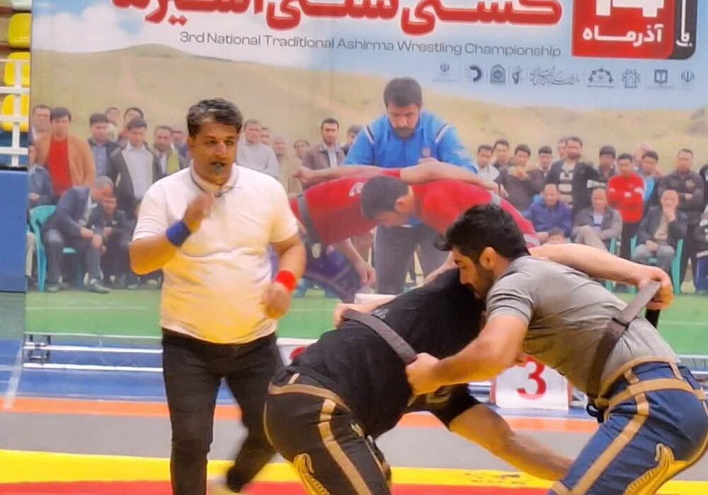 خوی، فاتح مسابقات کشتی سنتی «آشیرما» شد