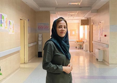 روایتی از اتاق زایمان خط مقدم/ وقتی زیر انفجار دشمن، صدای زندگی متولد شد