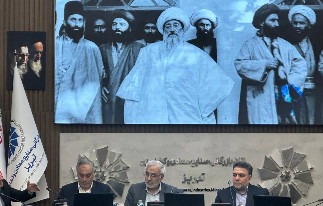 رئیس مرکز ملی فرش: فرش دستباف نمونه‌ای از اقتصاد مقاومتی است