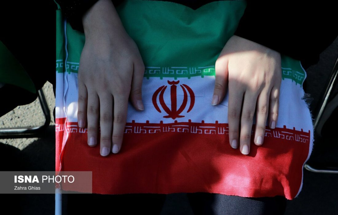 آیین نواختن زنگ مهر در دبیرستان شاهد شهید هادی – تبریز
