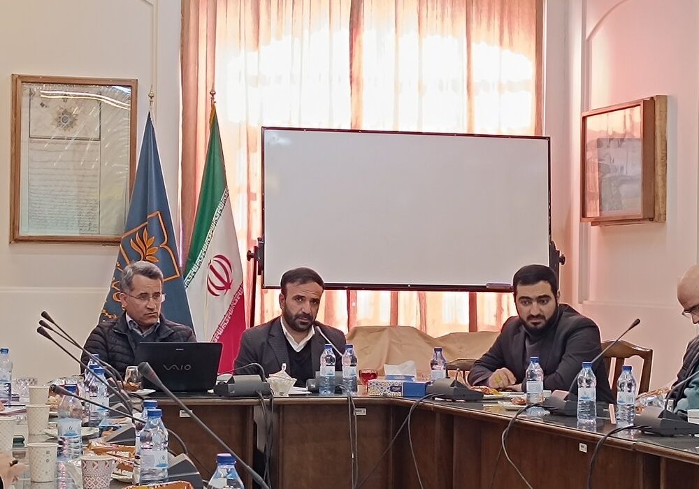 ایجاد فضایی امن برای فعالان فرهنگی به توسعه فرهنگی کمک میکند