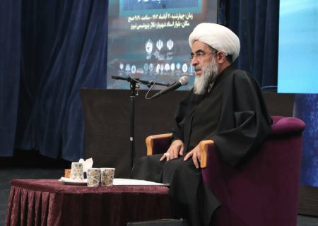 کسی را نمی‌توان به عظمت علامه طباطبایی در تفسیر قرآن یافت