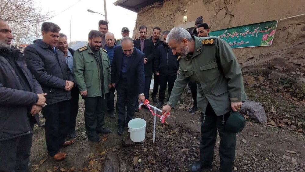 طرحهای آبرسانی به روستاهای شهرستان میانه افتتاح شد