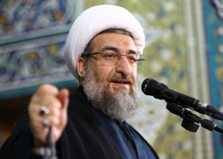 امام‌جمعه تبریز: ترس از دشمن و ناامیدسازی مردم غلط است