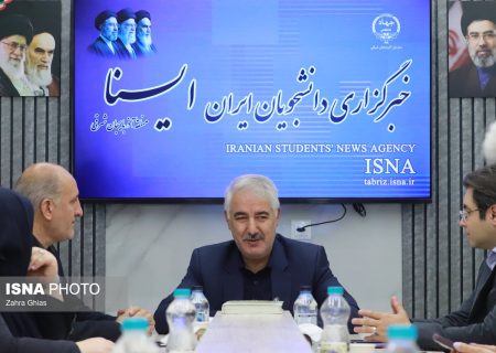 فرماندار تبریز: رسانه باید نقد سازنده داشته باشد