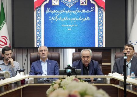 استاندار آذربایجان‌شرقی: انتقال آب ارس و توسعه شبکه ریلی و جاده‌ای، پروژه‌های ملی هستند