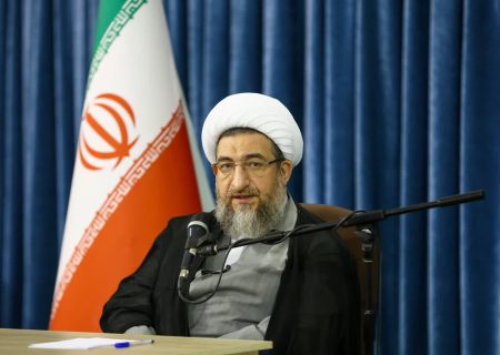 امام جمعه تبریز: دفاع مقدس نمونه روشن جهاد فی‌سبیل‌الله در برابر استکبار جهانی است